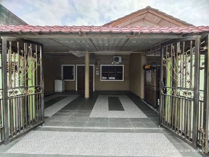 D'INAP HARI REZQI YQIN Picture 4