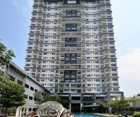 LV Cozy Homestay @ Puchong IOI Mall