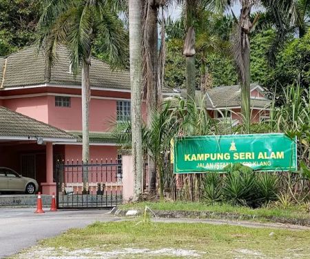 Kuaters istana alam shah, blok bunga melor