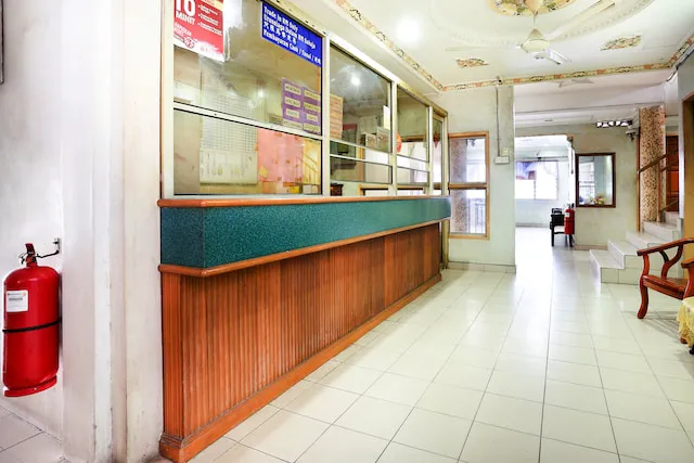SPOT ON 89626 Hotel Dinar Picture 3