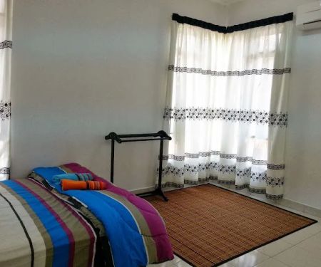 Green Aisle Homestay