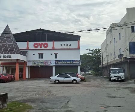 Super OYO 484 Comfort Hotel Kapar