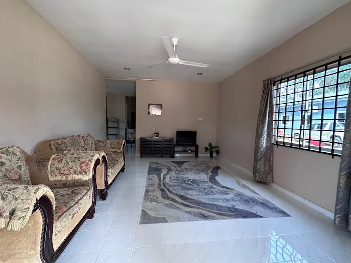 Kak Ja Homestay Manek Urai Baru Picture 6