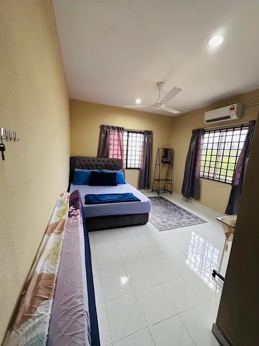 Kak Ja Homestay Manek Urai Baru Picture 2