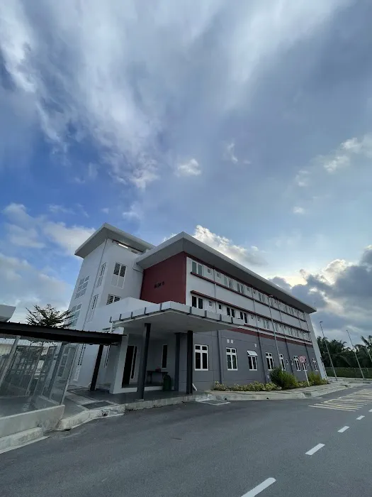 Asrama Houseman Hospital Tanjong Karang Picture 2