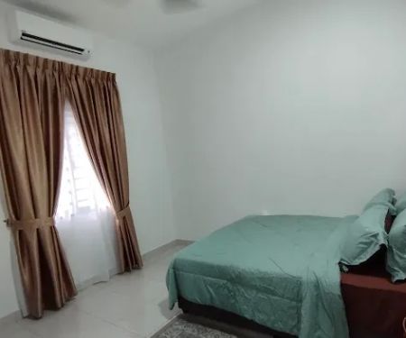 Homestay D'Anggun Jenderam