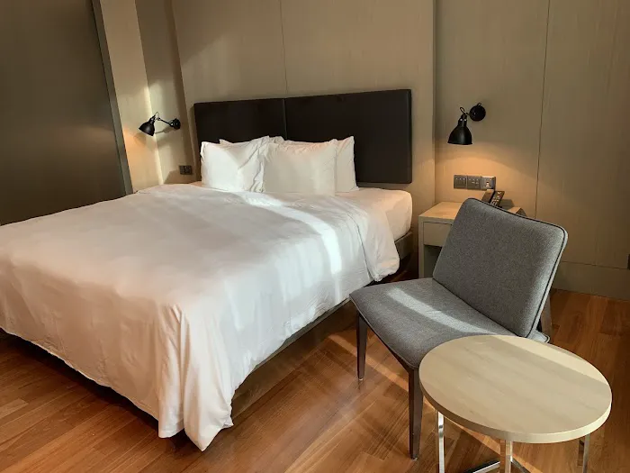VE Hotel & Residence Picture 5