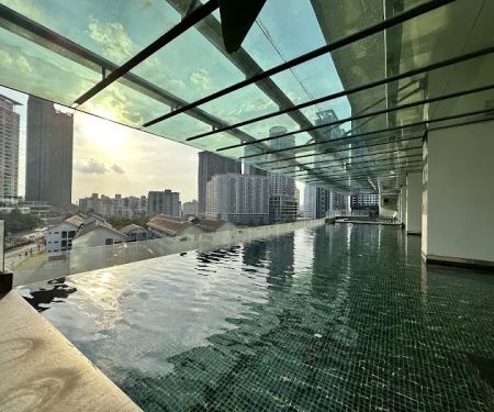 VE Hotel & Residence
