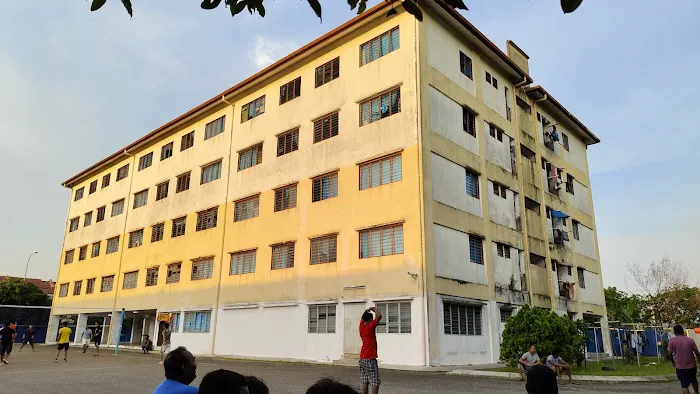 Sentosa Girls Hostel Picture 1