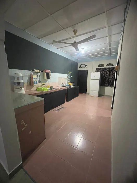 amziey homestay kuala wau Picture 4