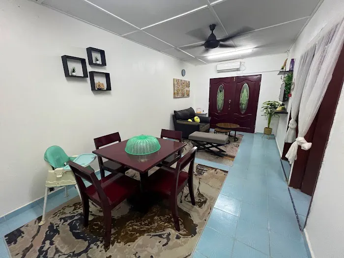 ANAQI’S HOMESTAY TAMAN IMPIANKU Picture 9