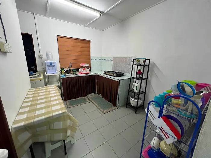 ANAQI’S HOMESTAY TAMAN IMPIANKU Picture 10