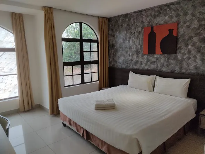 Jin Hotel Picture 2