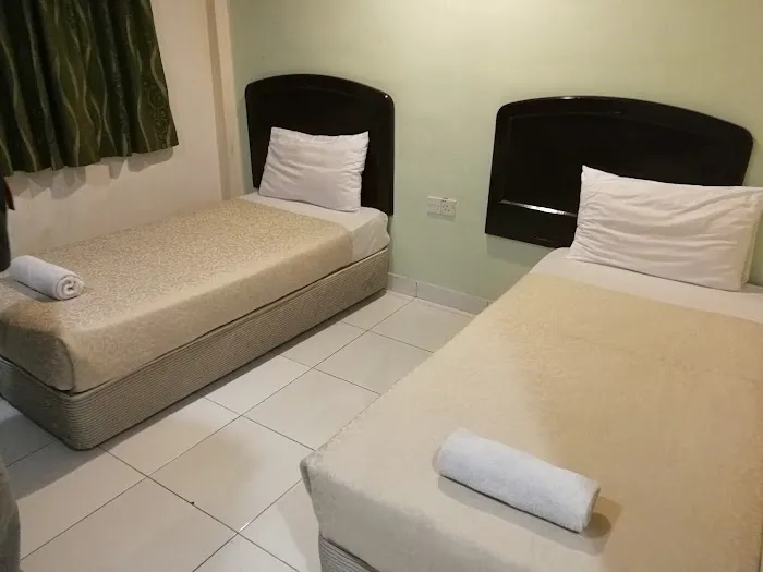 OYO 427 Hotel Kristal Picture 4