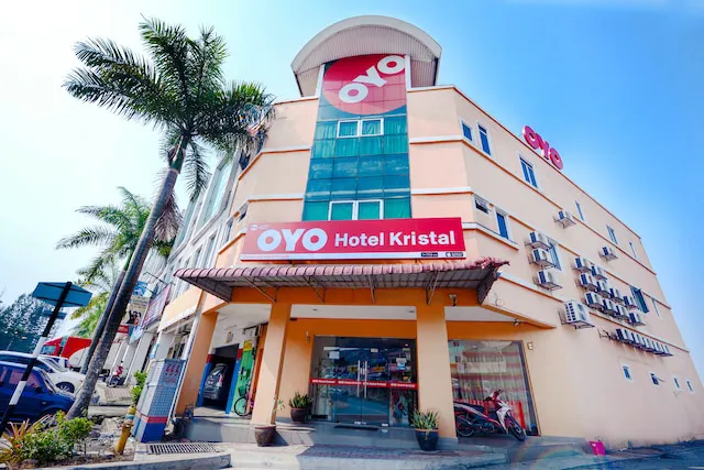 OYO 427 Hotel Kristal Picture 2