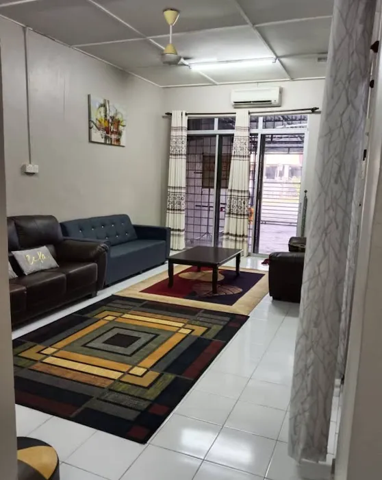 ALONG HOMESTAY BATU KIKIR Picture 4