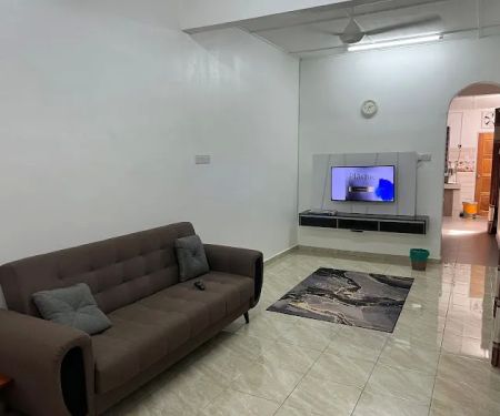 Homestay Kak Lang Taman Mawar