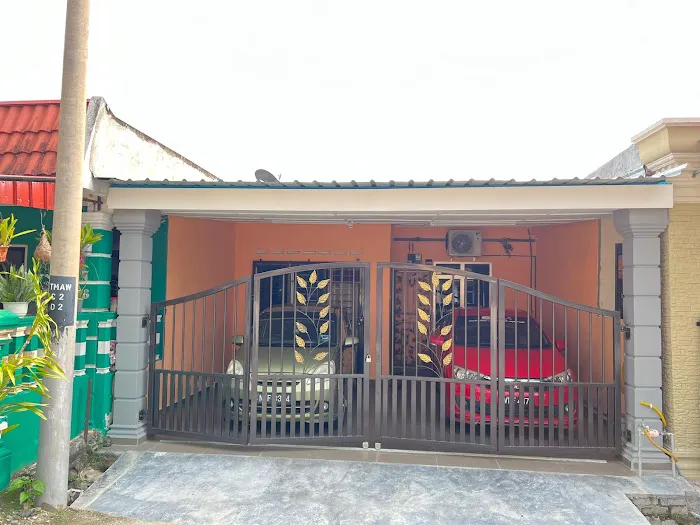 Homestay Kak Lang Taman Mawar Picture 3