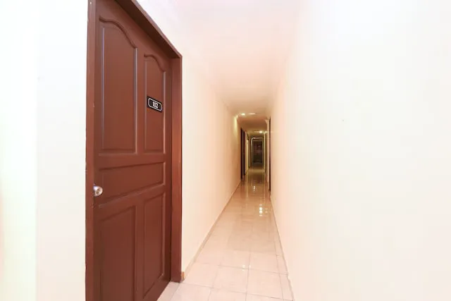 OYO 775 Hotel Sahara Inn Picture 9