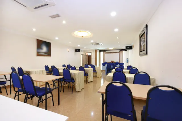 OYO 775 Hotel Sahara Inn Picture 7