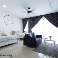 Vivian's Studio Trefoil Setia Alam ico