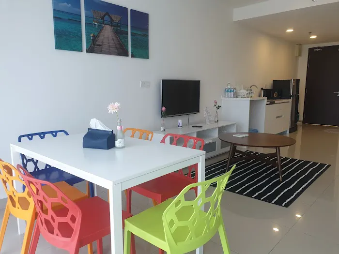 Vivian's Studio Trefoil Setia Alam Picture 2