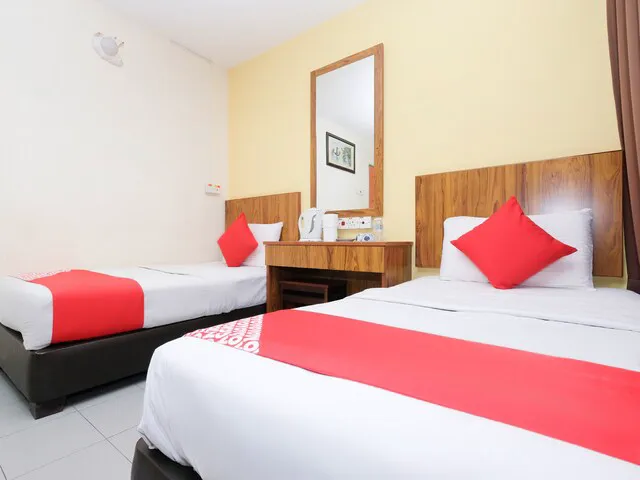 OYO 89877 Sun Triang Hotel Picture 3