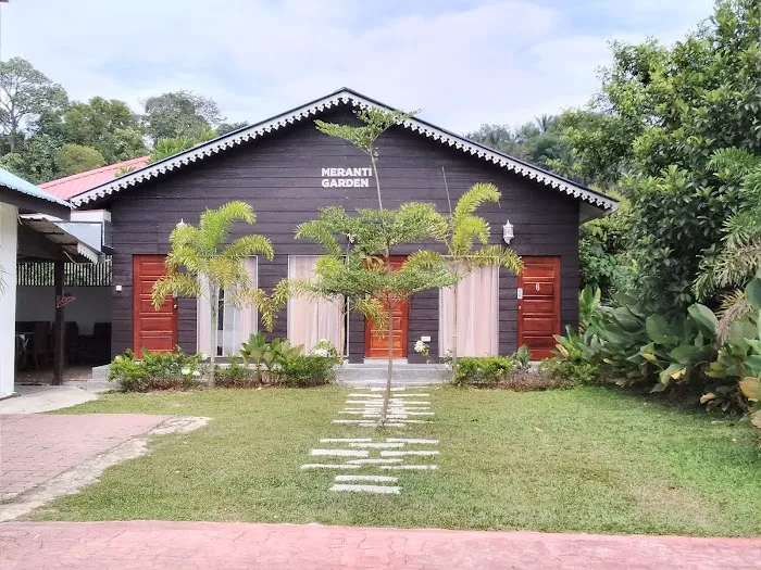 Meranti Garden Rest House & Pool Picture 3