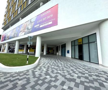 Sunsuria Forum SOHO By GoMain