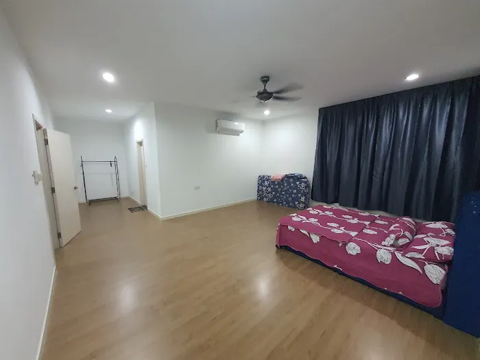 HOMESTAY SHAZNIK - U12 SHAH ALAM Picture 3