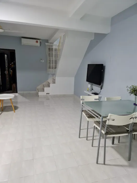 S” Twenty3 Homestay Picture 4