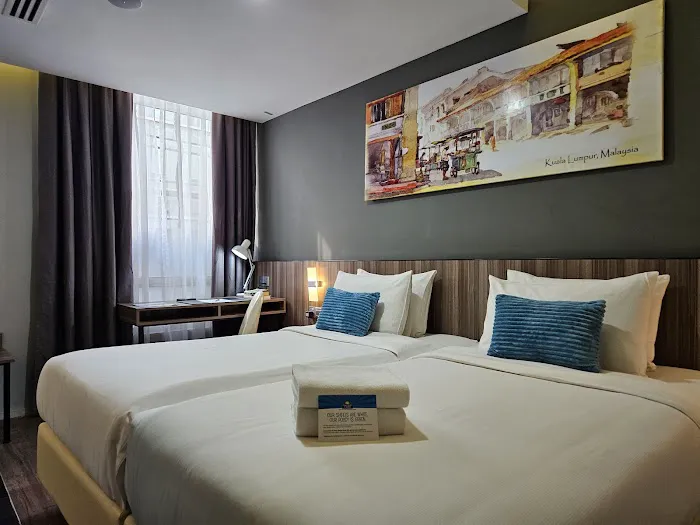 Days Hotel & Suites by Wyndham Fraser Business Park Kuala Lumpur Picture 1