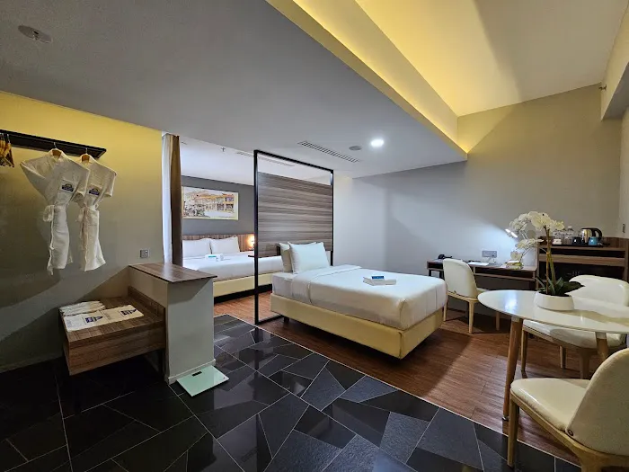 Days Hotel & Suites by Wyndham Fraser Business Park Kuala Lumpur Picture 3