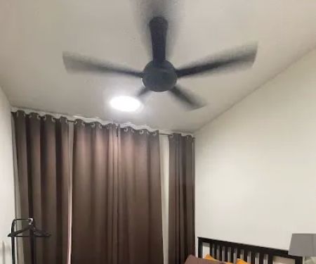 Mat Leo Homestay at MRT Kajang