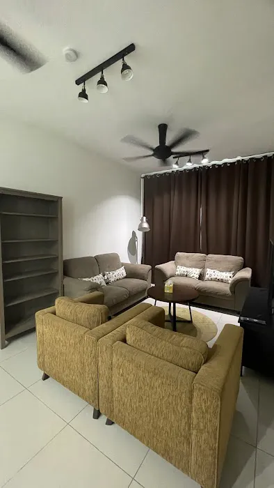 Mat Leo Homestay at MRT Kajang Picture 8