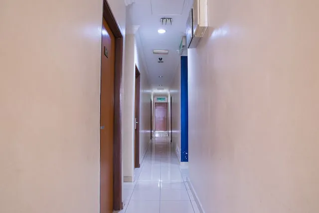 Avatarr Hotel Picture 5