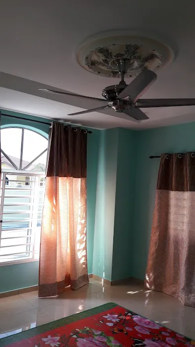 Yellow Seven Homestay Picture 10