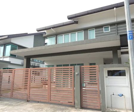 Lanai Homestay @ Kota Kemuning