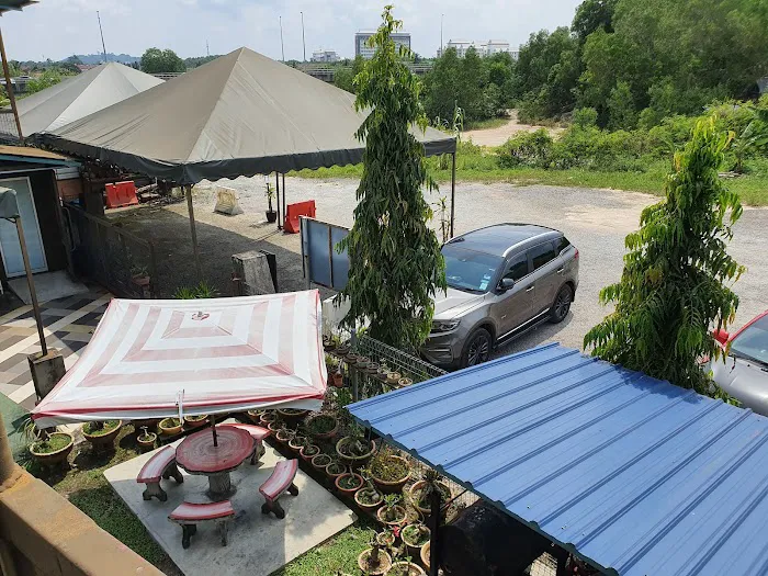 Kontena Homestay dan Kafe Dengkil Picture 5