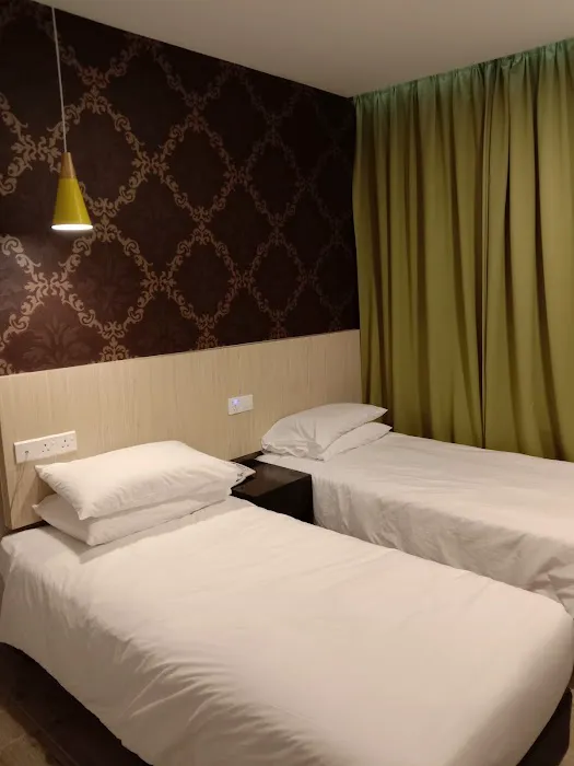 Yes Luxury Hotel Picture 3