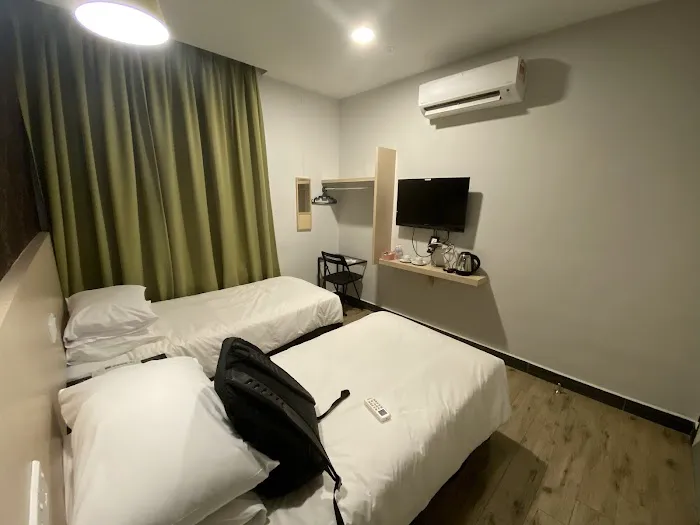 Yes Luxury Hotel Picture 7