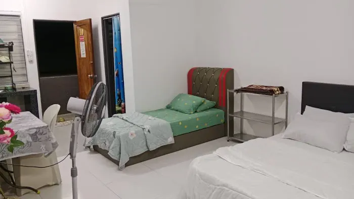 HOMESTAY KAKNA (BILIK STUDIO) Picture 2