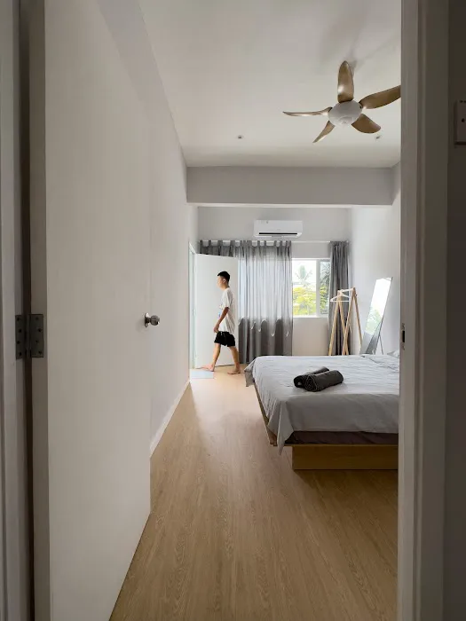 MUJI Designer Suite Picture 1