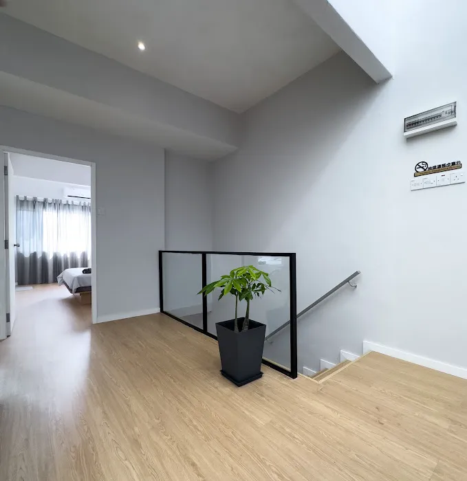 MUJI Designer Suite Picture 10
