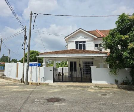 Homestay Kuantan - Casa Yara