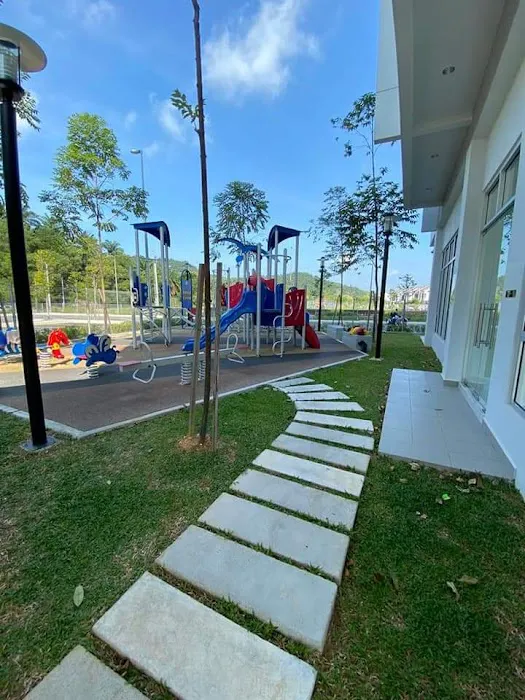Bird's Nest Homestay Resort Living Style Puncak Alam Picture 7