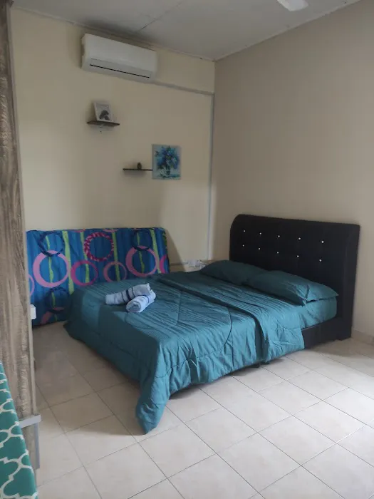 Hazanah's Homestay Puncak Alam Picture 1