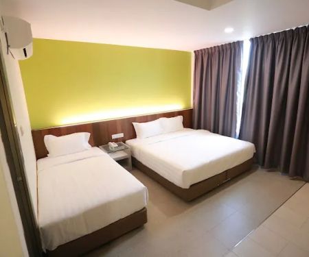 Pantai Regal Boutique Hotel