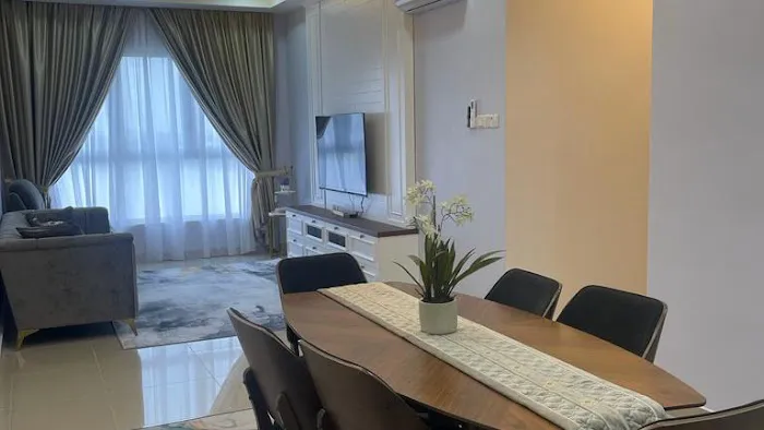 Dlake homestay puchong Picture 9