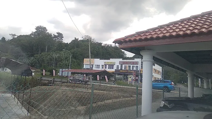 Merryland Hotel Picture 1